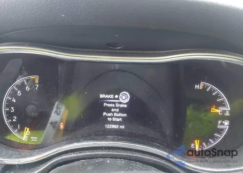 2019 Jeep Grand Cherokee Laredo E 4X4 из США, поврежденный, VIN 1C4RJFAG3KC815992